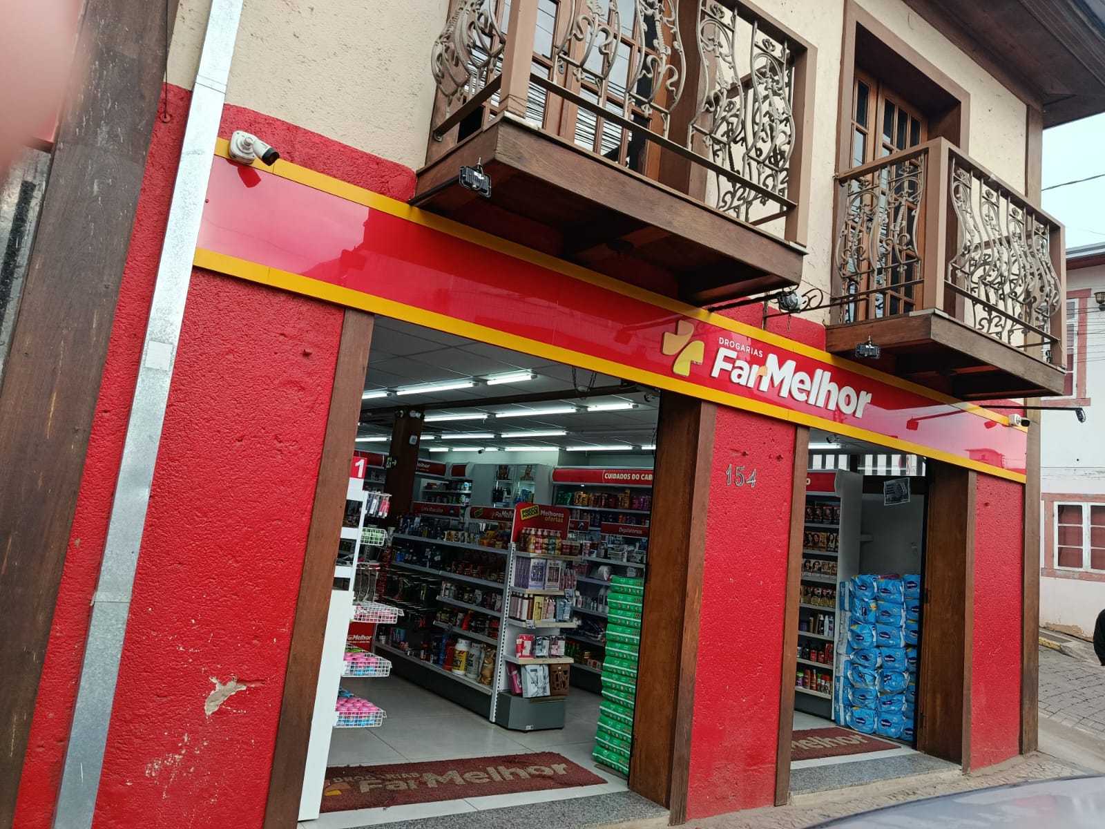 Fachada FarMelhor Santa Bárbara